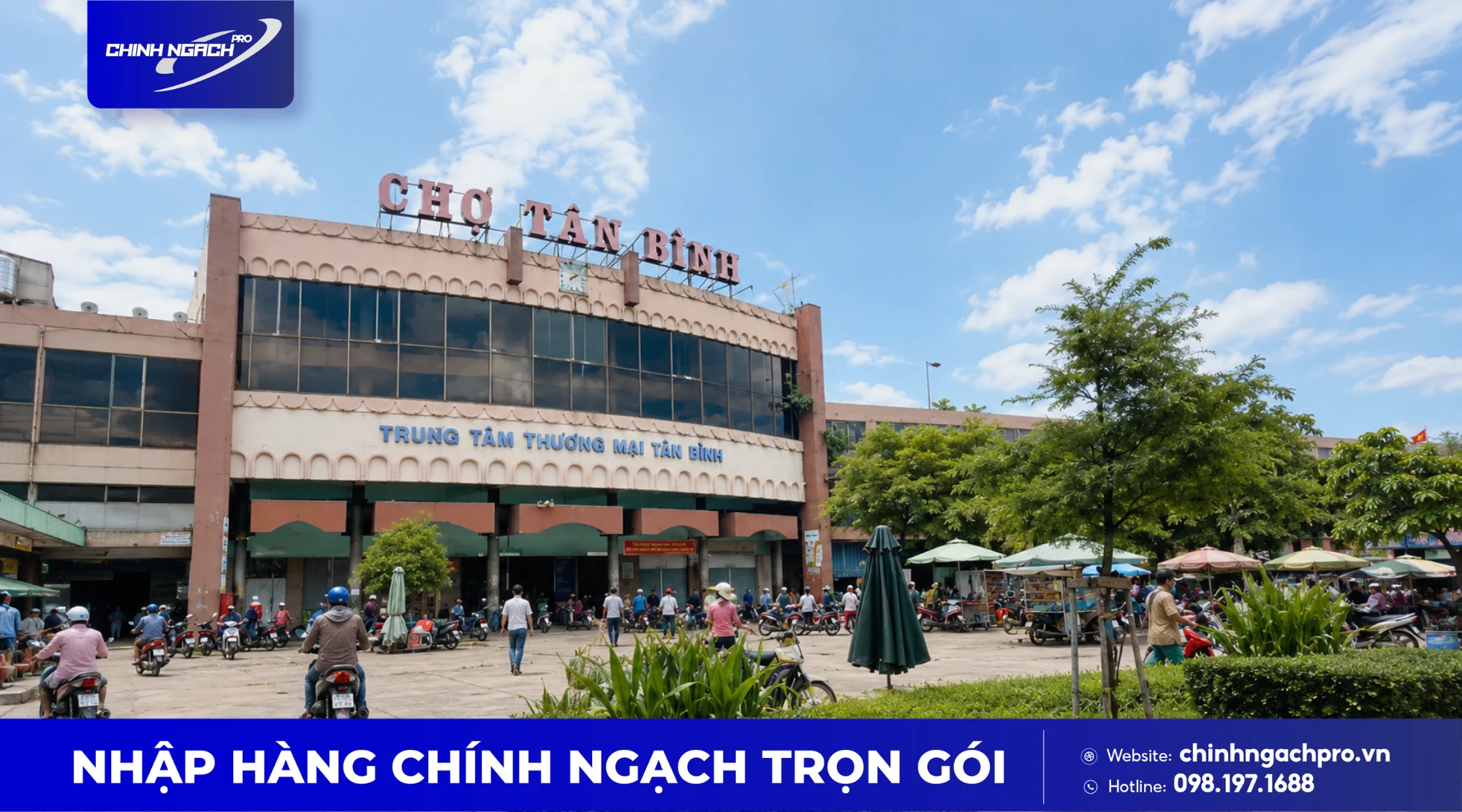 Toàn cảnh chợ Tân Bình với hàng nghìn sạp quần áo bên trong